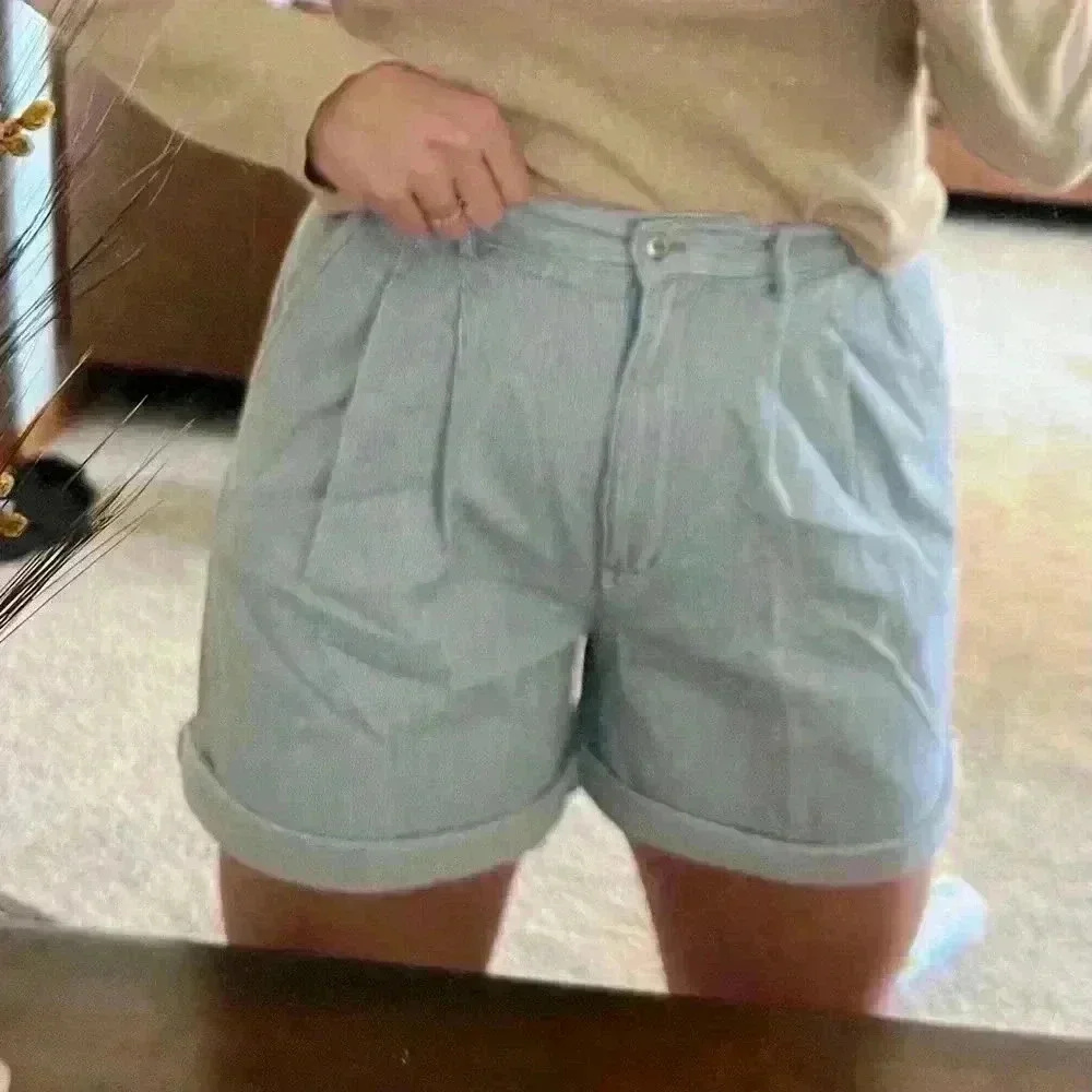 VTG Christopher & Banks Pleated Shorts 10